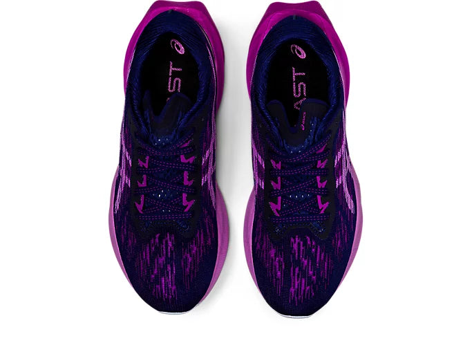 asics novablast 3 W.
